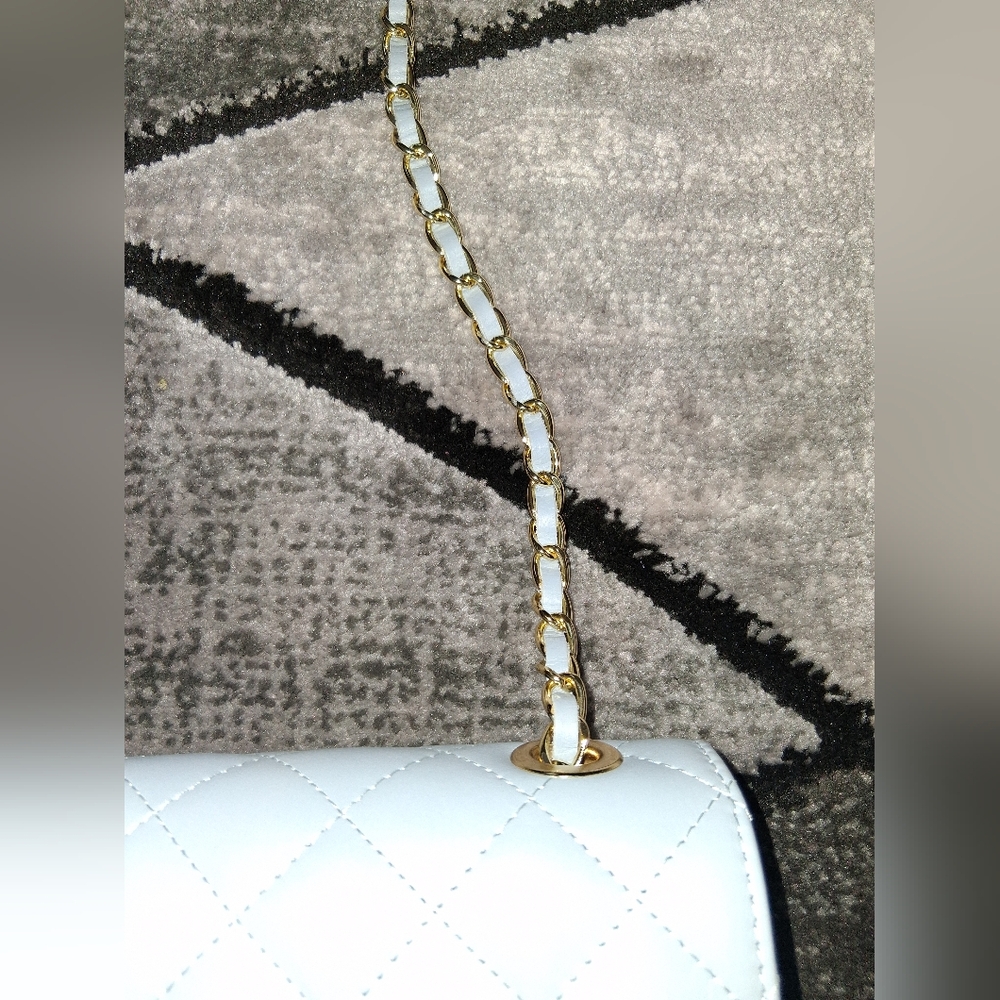 Quilted Light Blue Chain Shoulder Bag - Picture 7 of 16